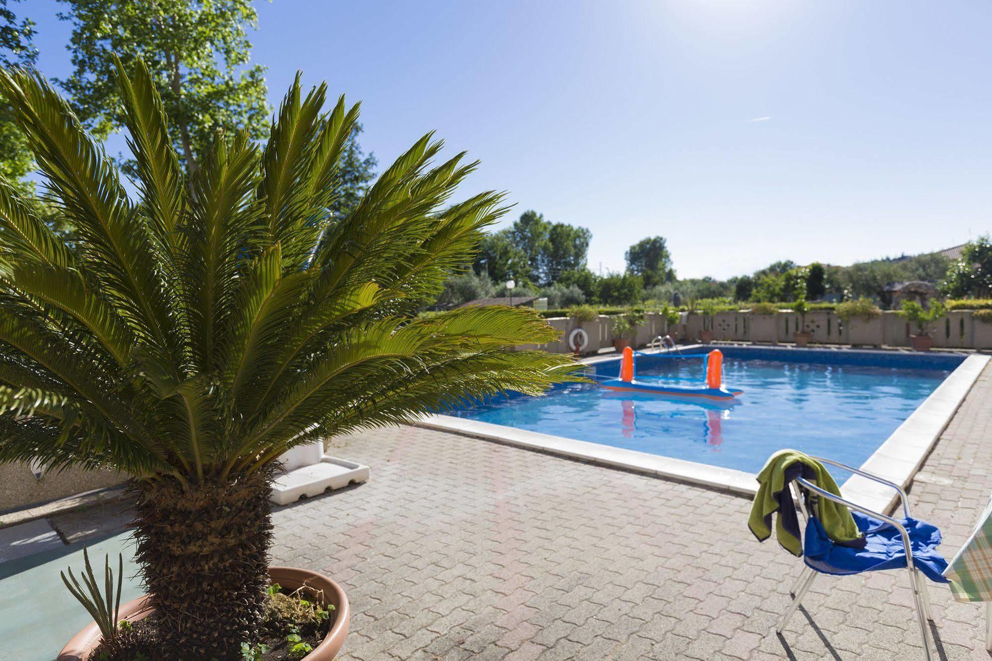 Hotel Darsena Passignano sul Trasimeno Exterior foto
